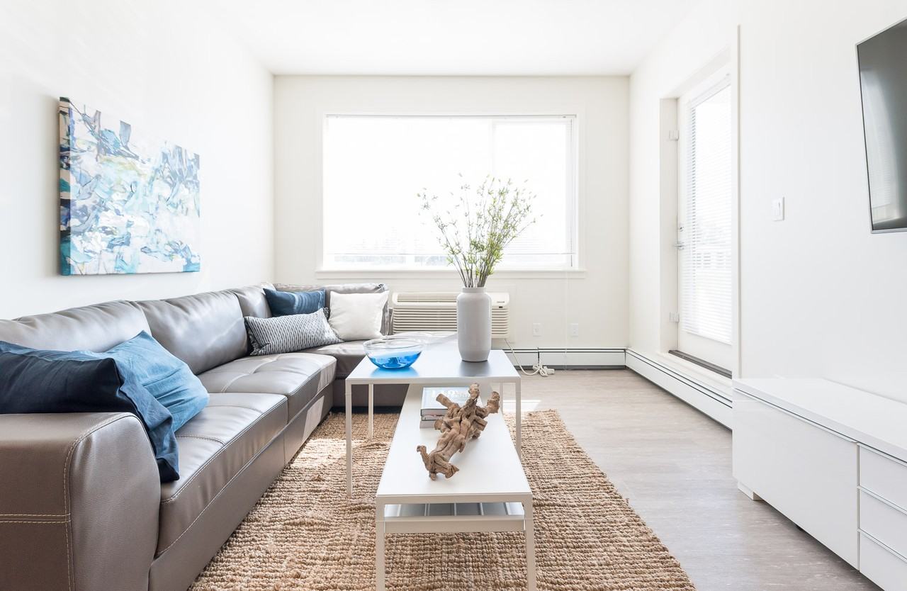 17814 97 Street, Edmonton AB - Photo 3 of 26