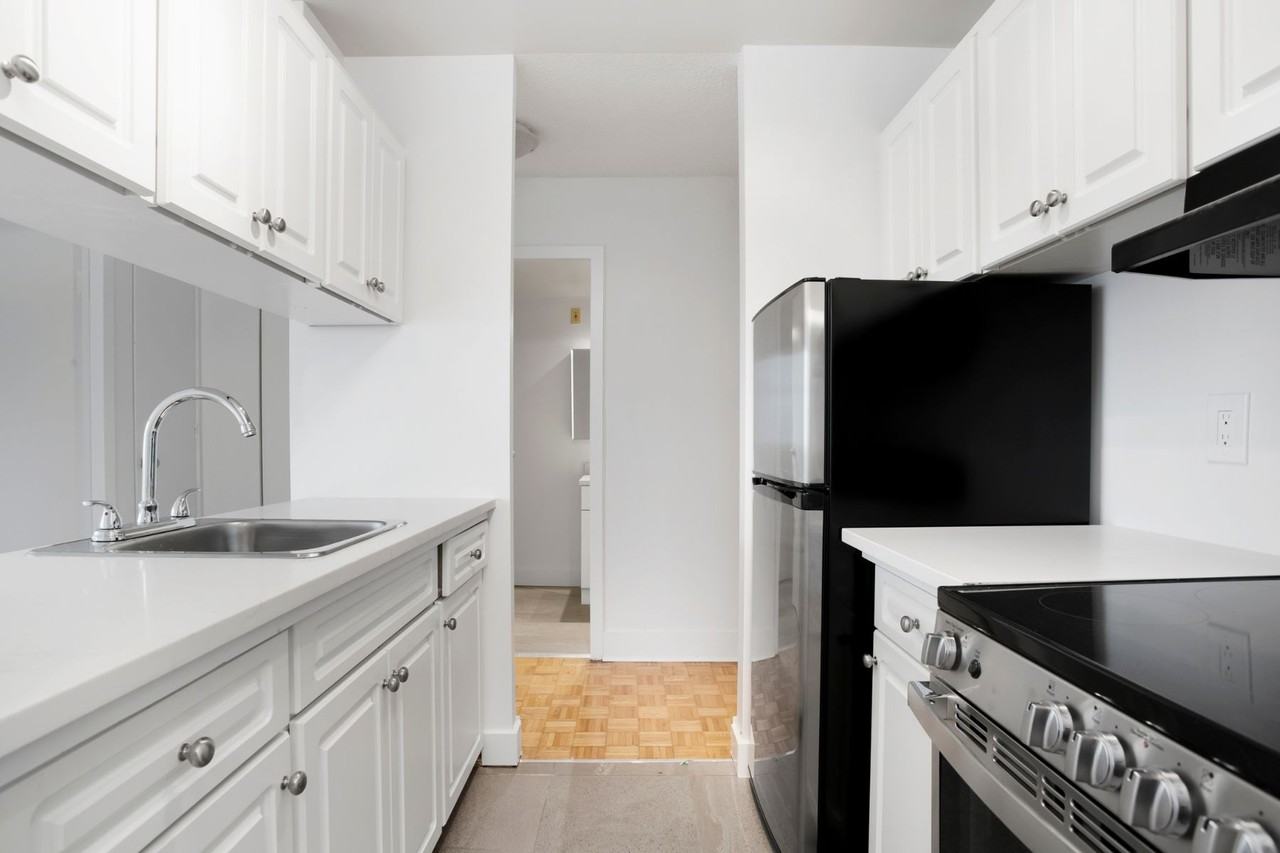 Regency Park Residences - Photo 4 of 50