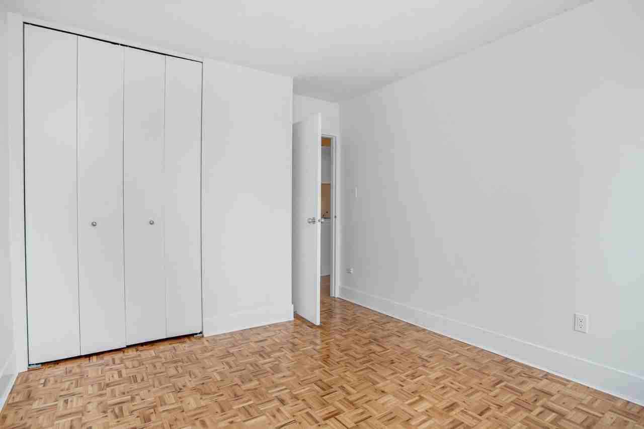 Regency Park Residences - Photo 7 of 50