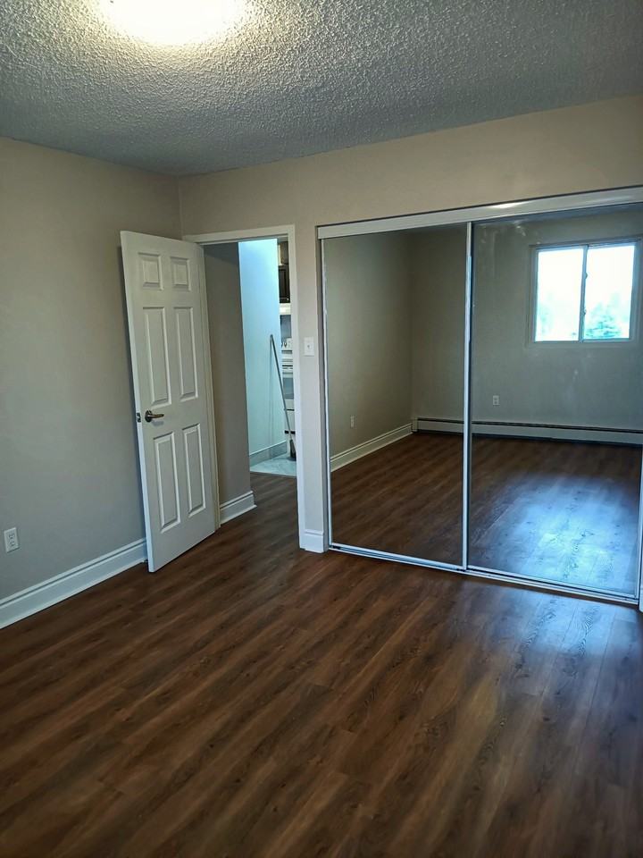 Pond Mills - 321 Pond Mills Rd - Photo 6 of 15