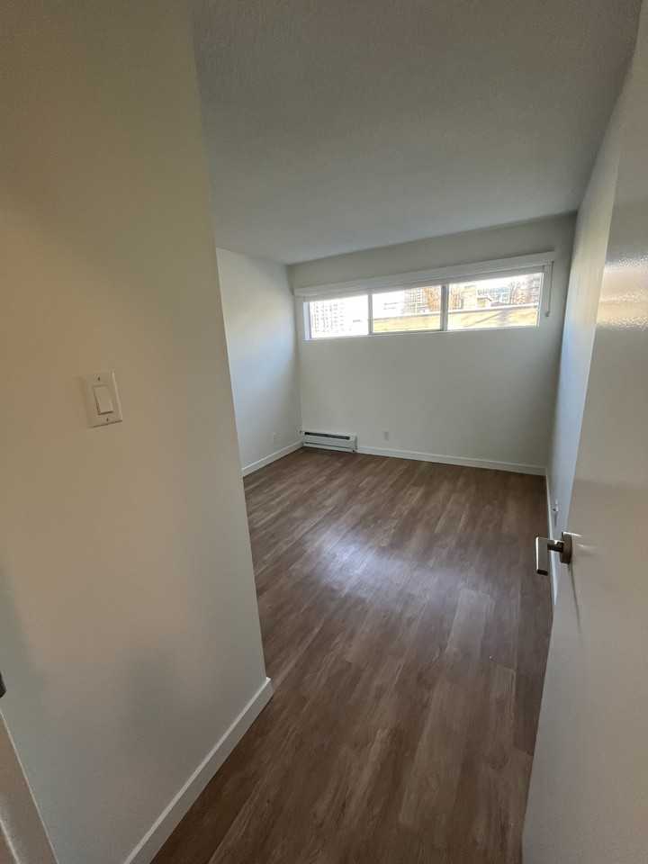 Pineview Place - Photo 6 of 17