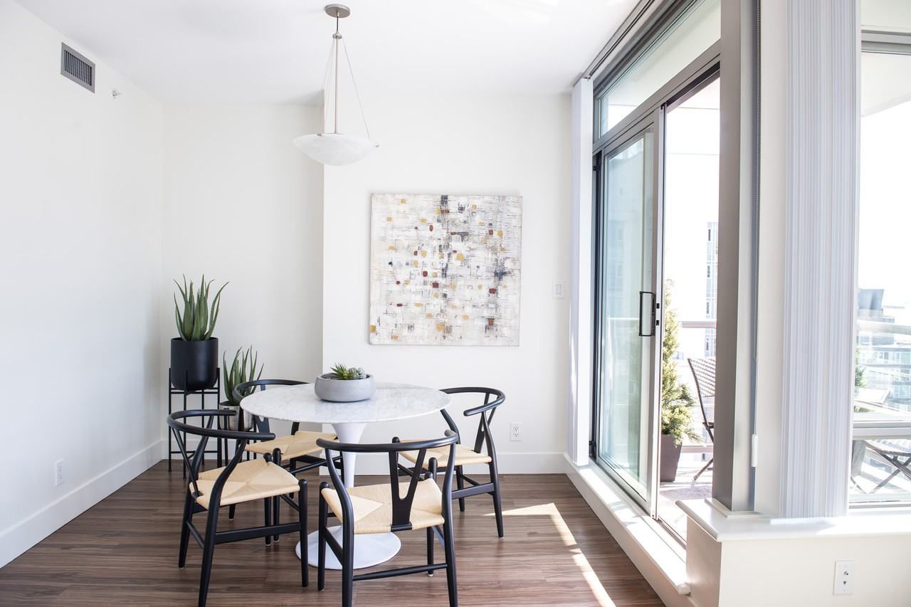 Bayshore Outlook - Photo 5 of 18