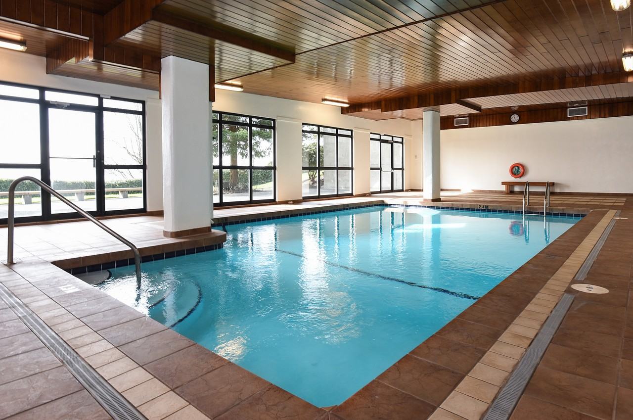 Shorewood Manor - West Vancouver - Photo 4 of 28