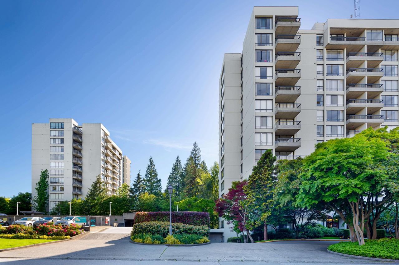 Chancellor Court - Photo 2 of 29