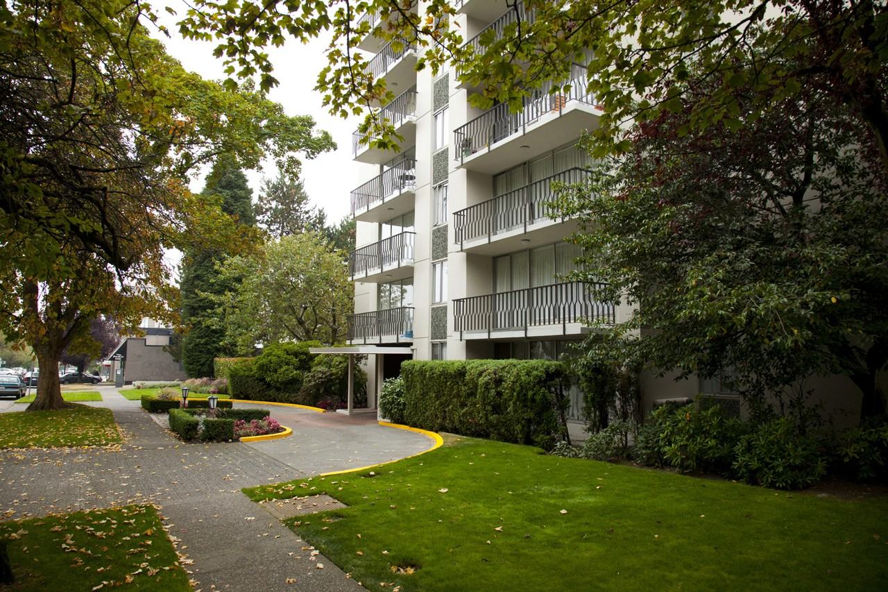 Starlight Towers - Photo 2 of 17