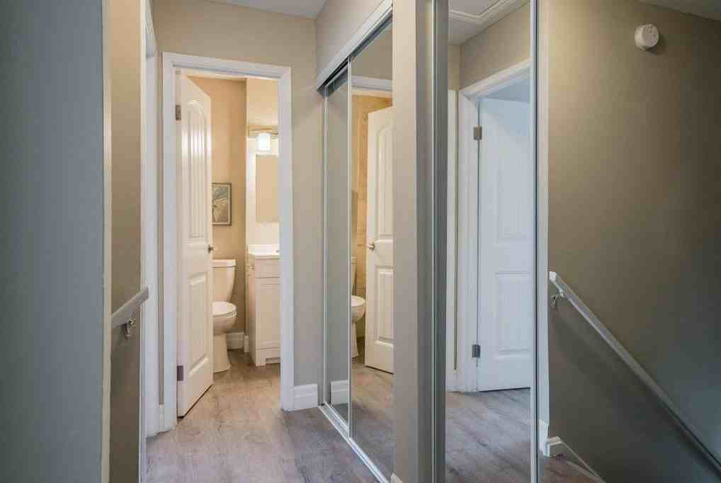 Manitou Village - Photo 4 of 29