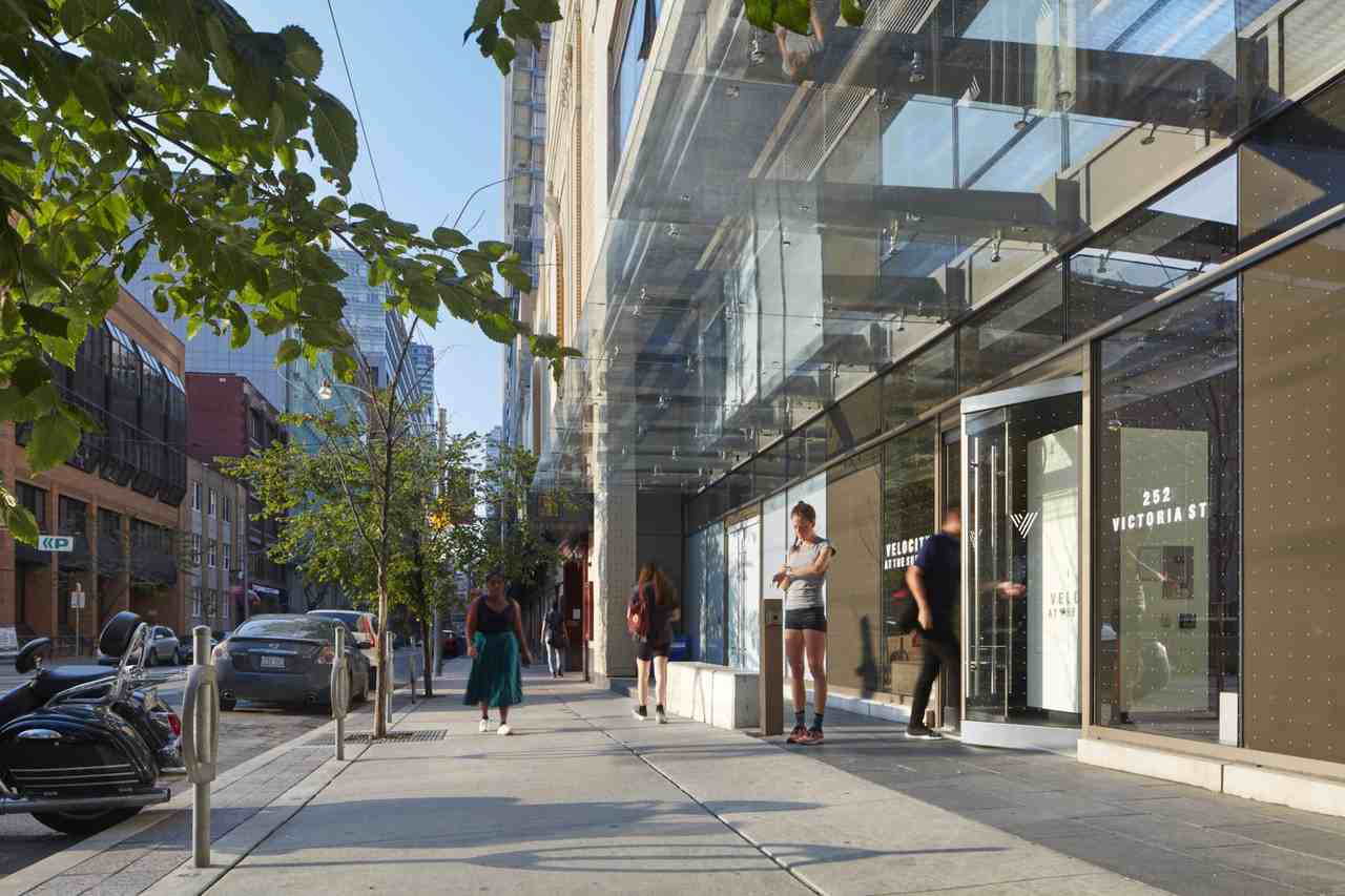 Velocity at the Square - Photo 7 of 26