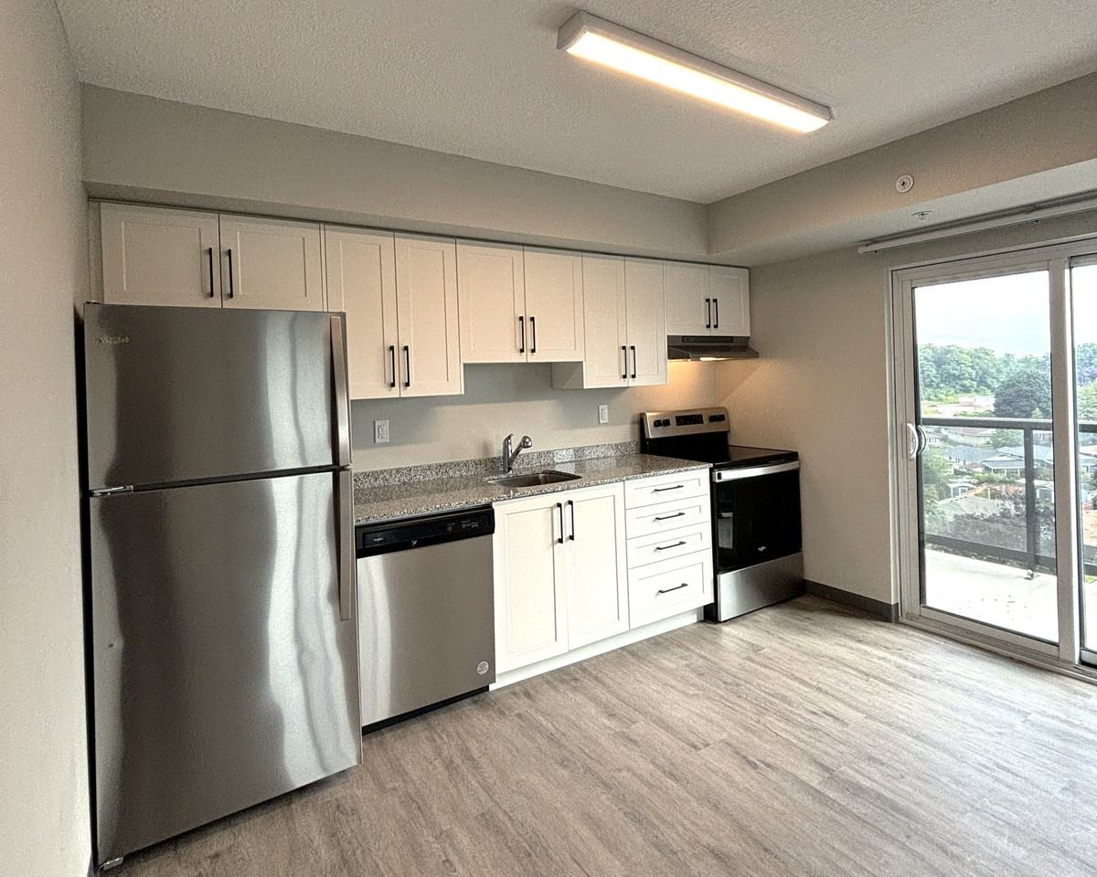 Bloomingdale Mews 2 - Photo 5 of 50