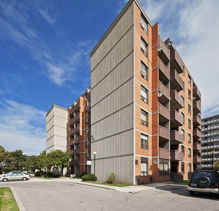 30 West - Photo 2 of 6