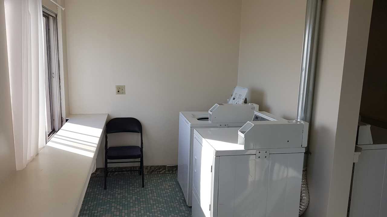 Rowand House - Photo 5 of 29