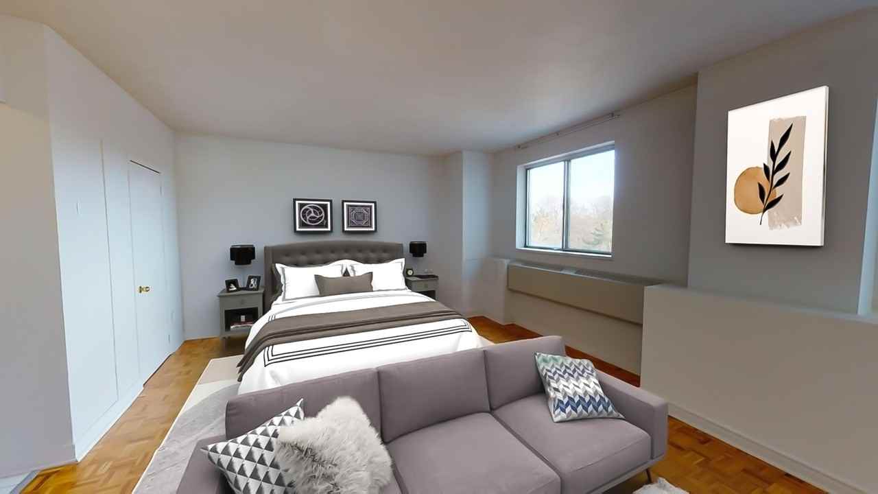 260 Wellesley Street Residences - Photo 6 of 28