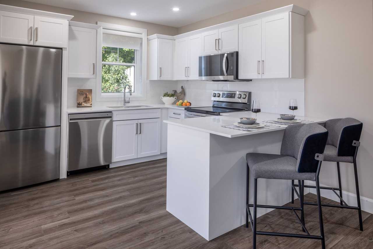 Aura Apartments - Photo 5 of 25