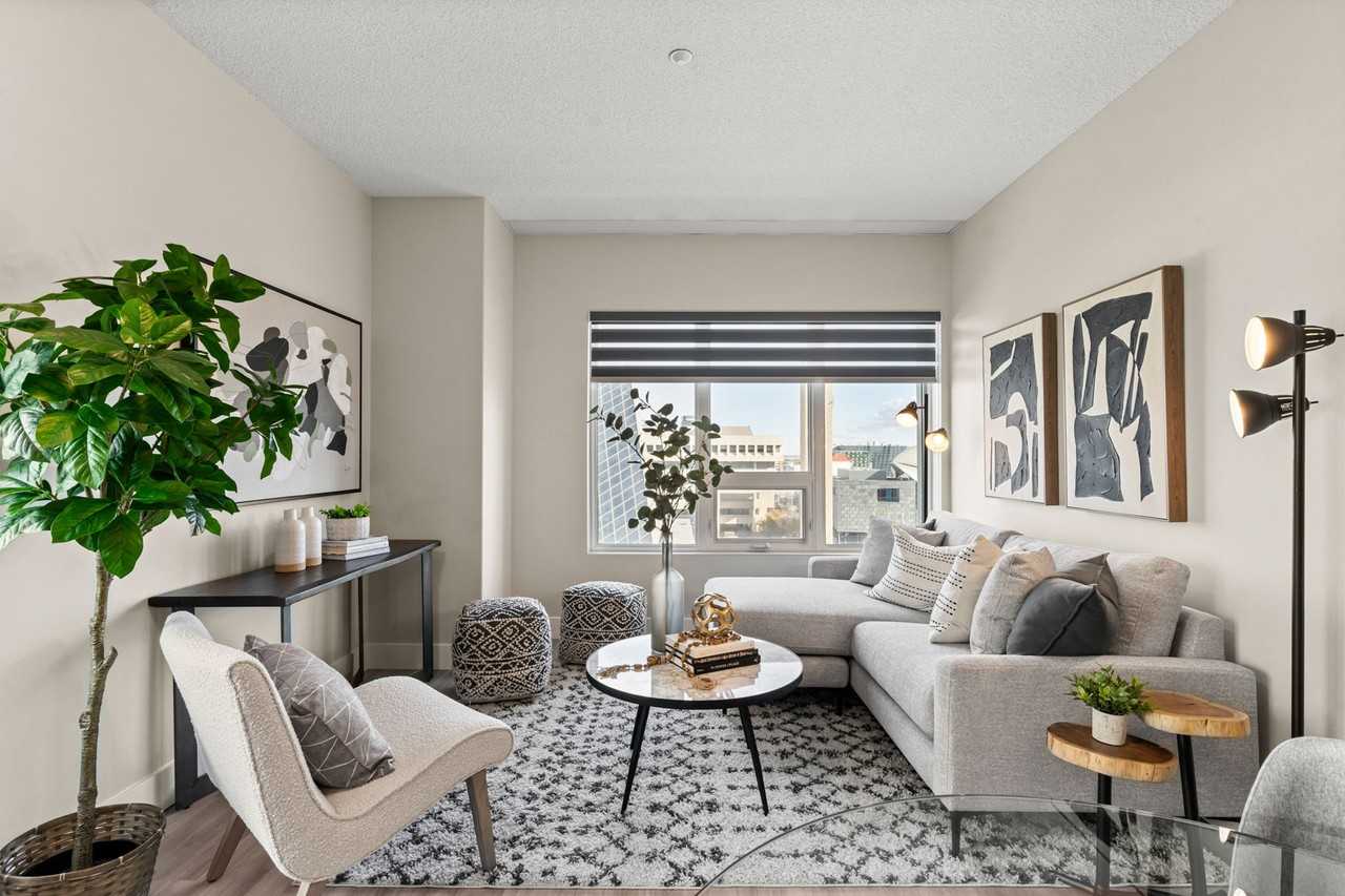 The Churchill Apartments - Photo 4 of 50