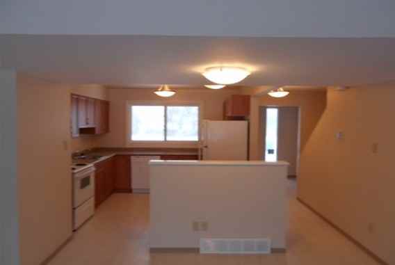 Weatherstone Place Townhome - Photo 6 of 6