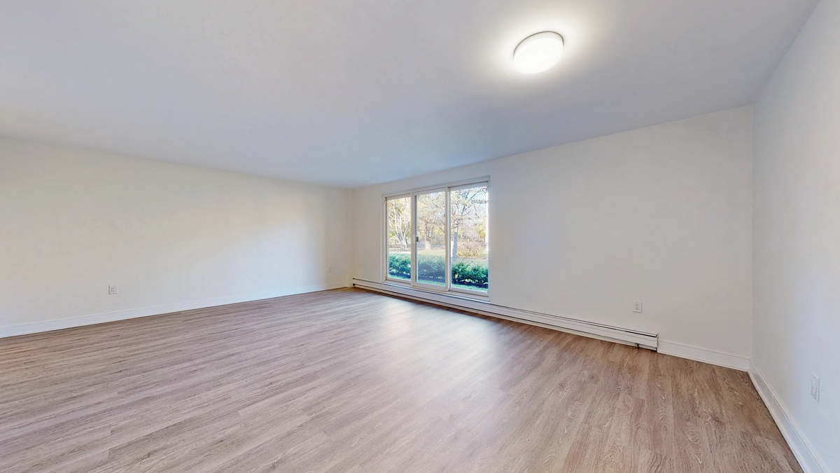 640, 650, 660 Fanshawe Park Road East - Photo 7 of 10