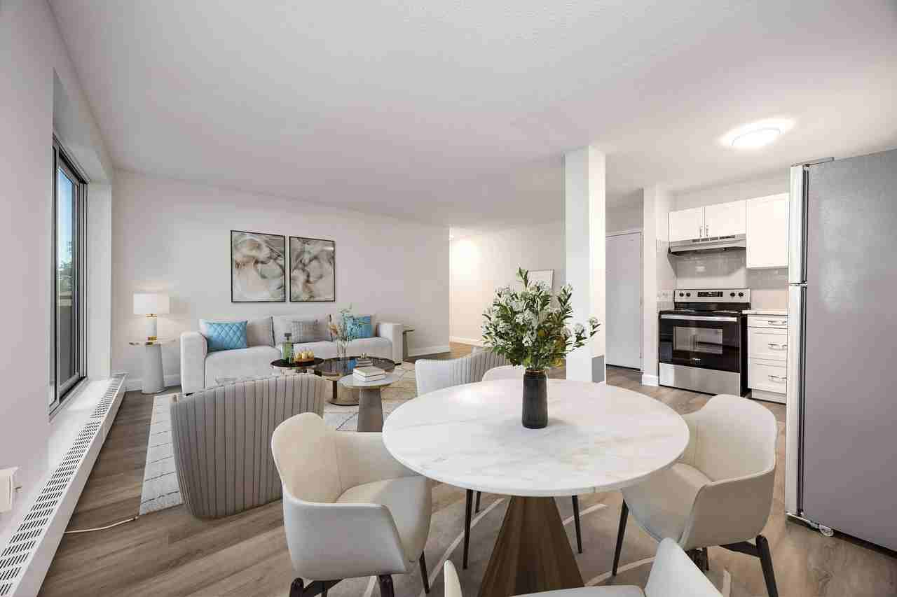 Prince - Photo 5 of 20