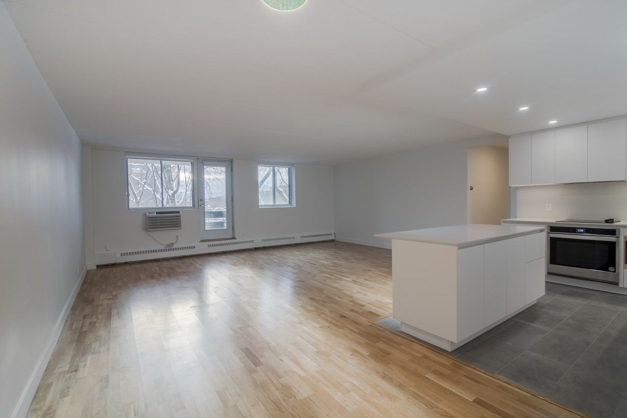 4800 Boulevard de Maisonneuve West - Photo 2 of 50