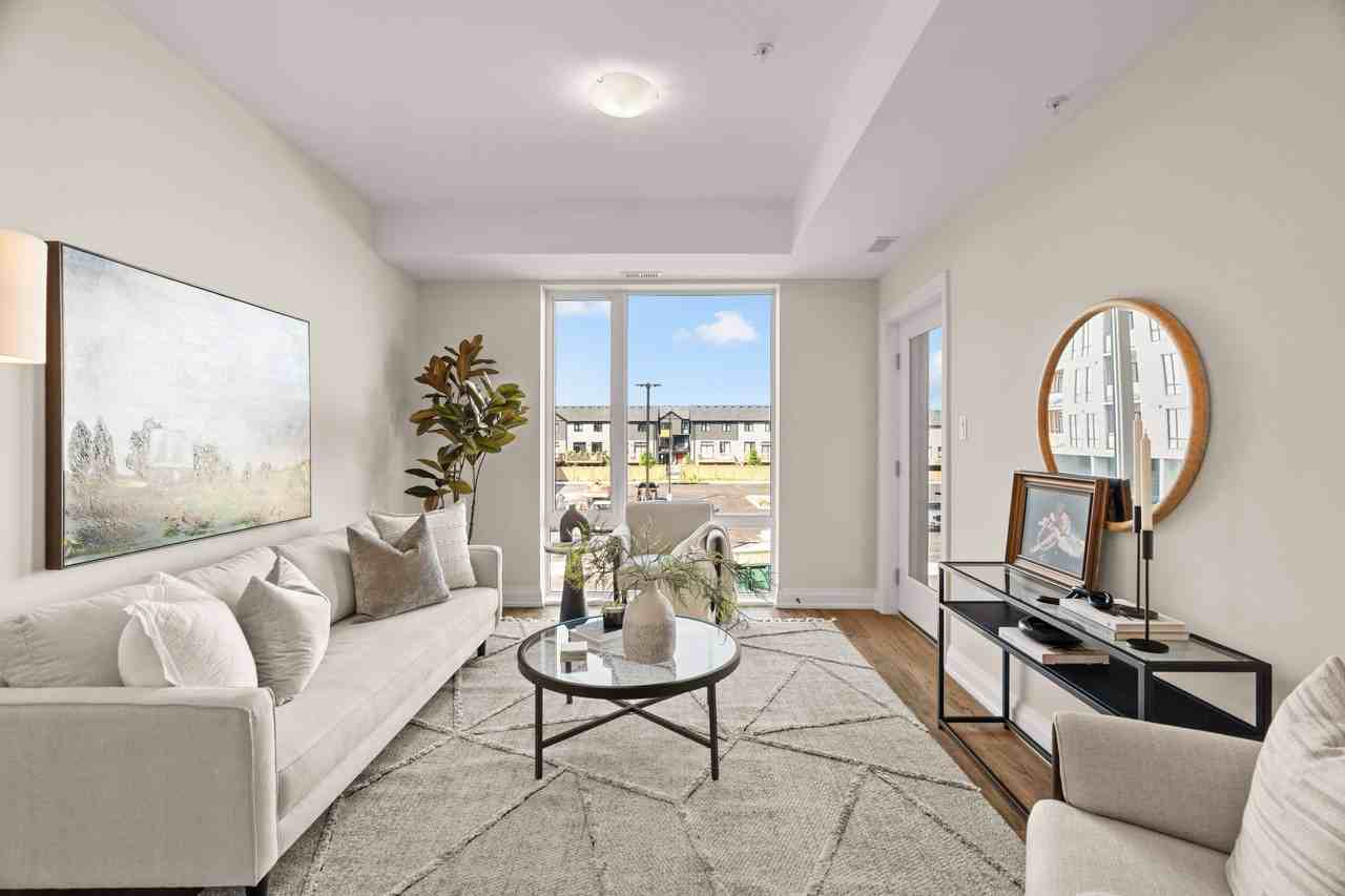 Sunningdale Heights - Photo 7 of 50