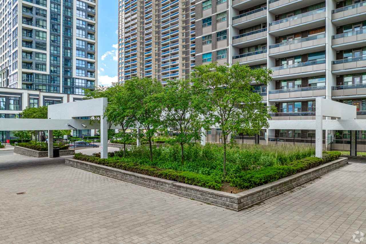 Montgomery Mills - Photo 7 of 50