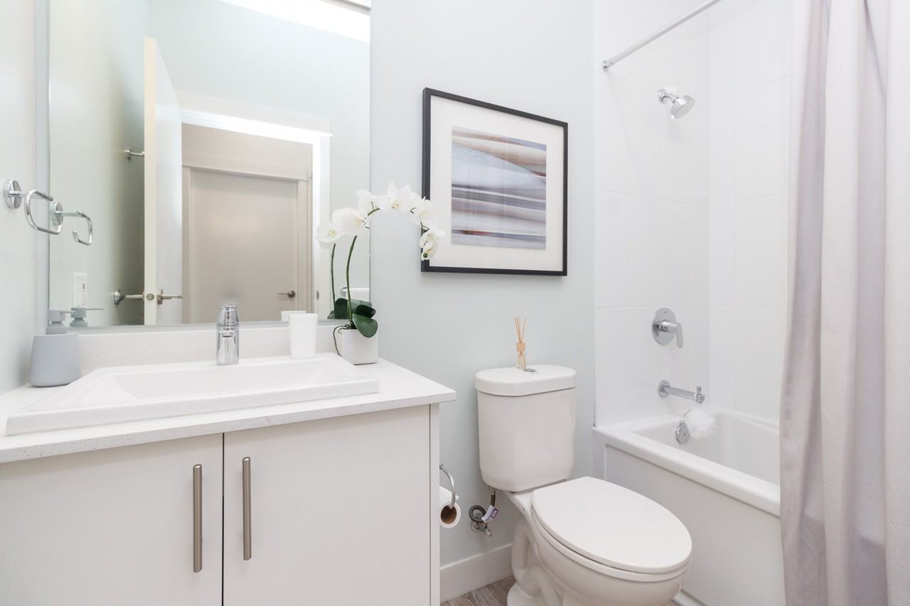 The James - Photo 6 of 24