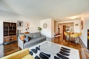 featured image of 1009 Rue De Bleury