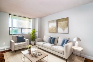 featured image of 1790 Eglinton Ave E