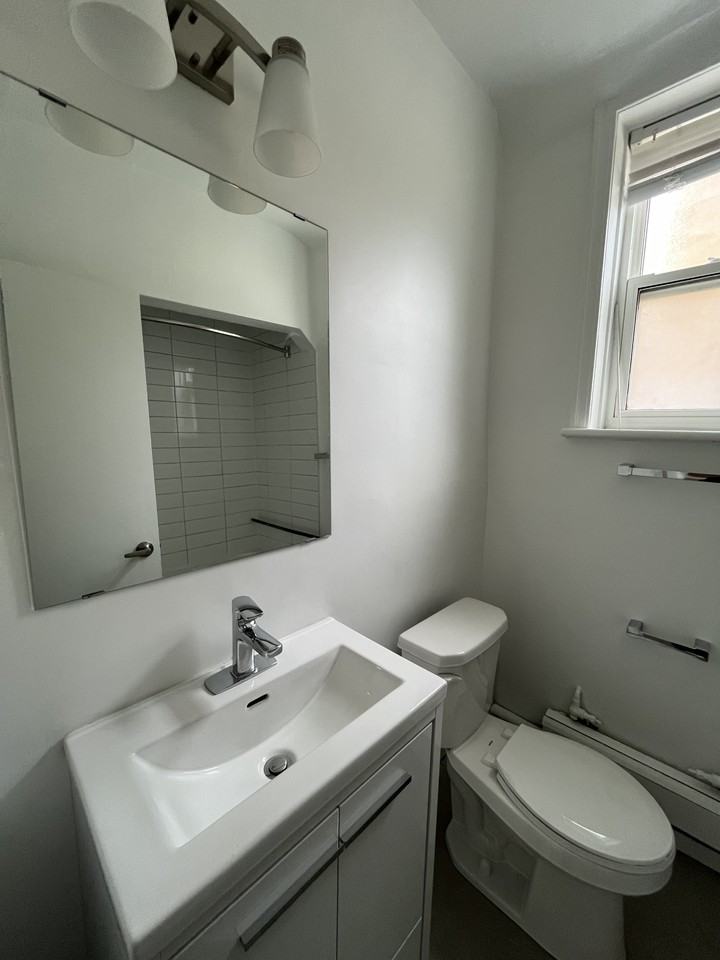 310 Speedvale Avenue East - Photo 7 of 7