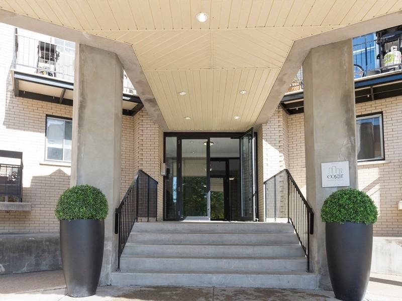 Place Riviera - Photo 2 of 11