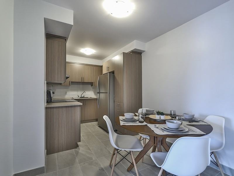 Place Riviera - Photo 7 of 11