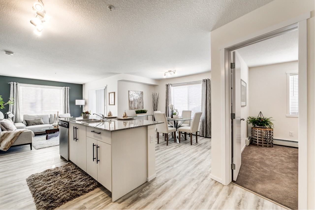 The James - Photo 3 of 10