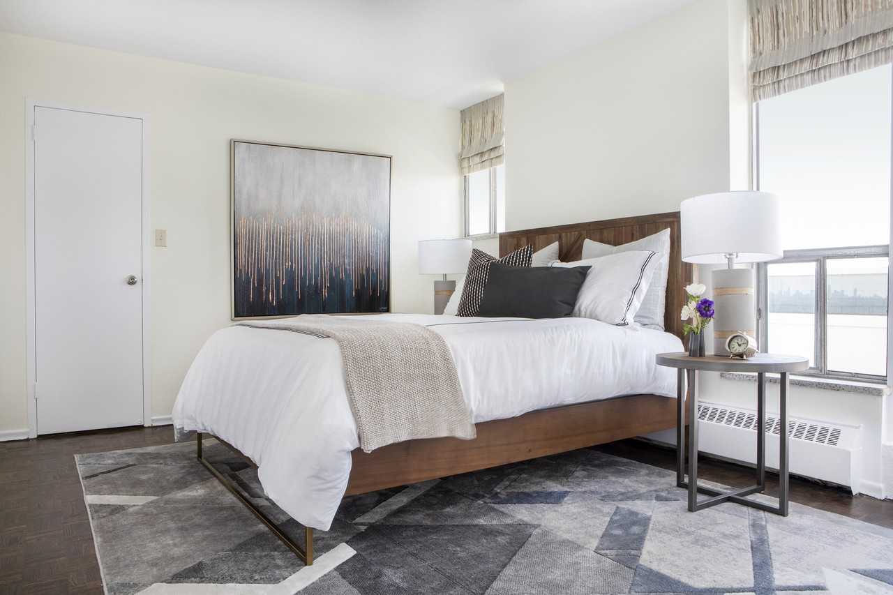 100 Graydon Hall Apartments - Photo 5 of 50