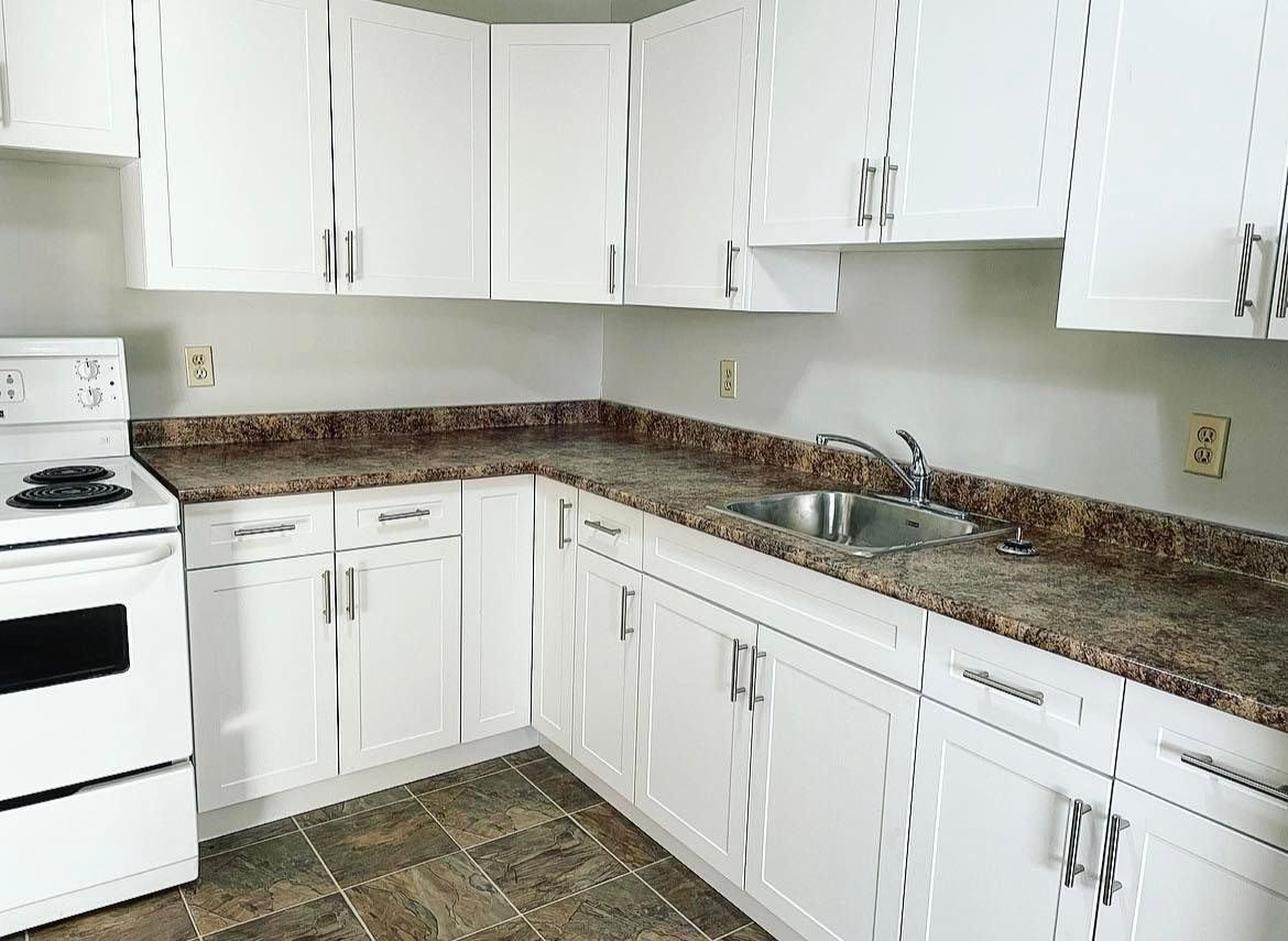 1080 Andrews - Photo 6 of 9