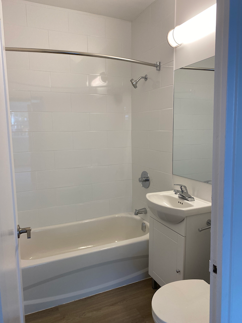 642 Vaughan - Photo 3 of 16