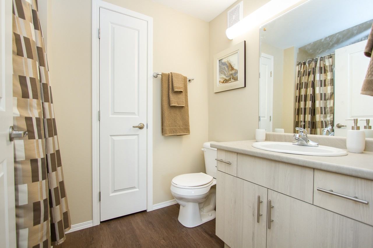 1178 Jefferson - Photo 6 of 8