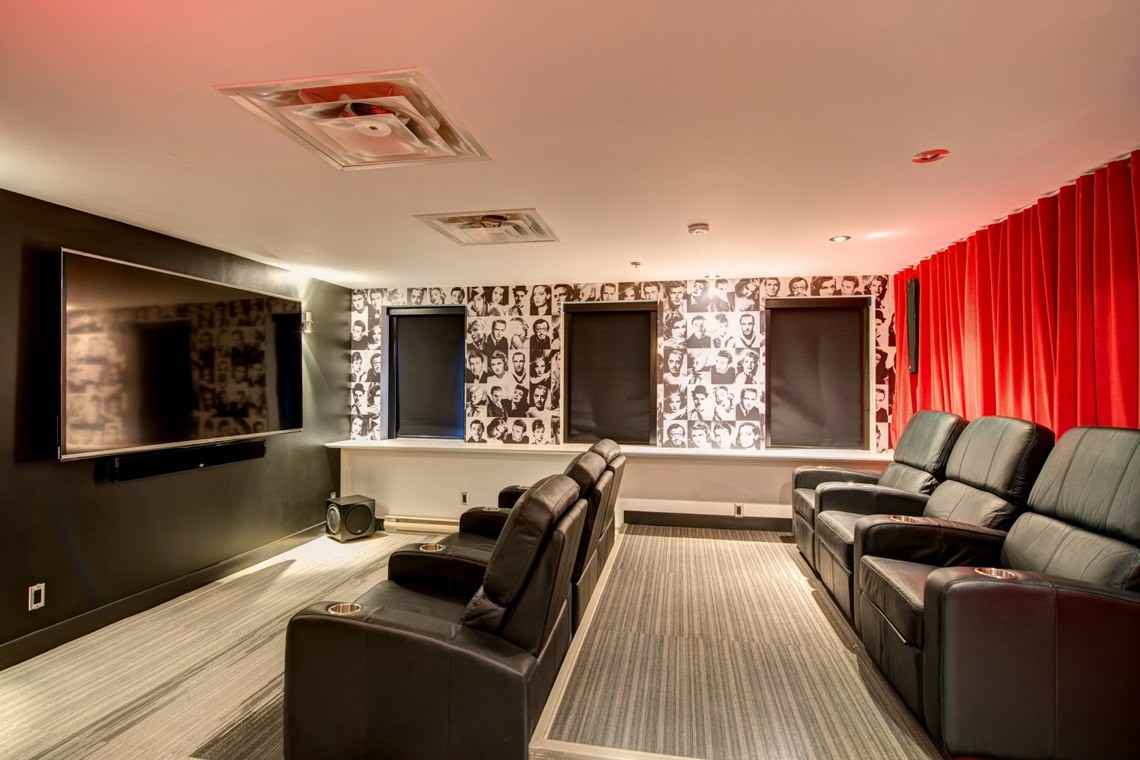 341 MacLaren St. - Photo 6 of 40