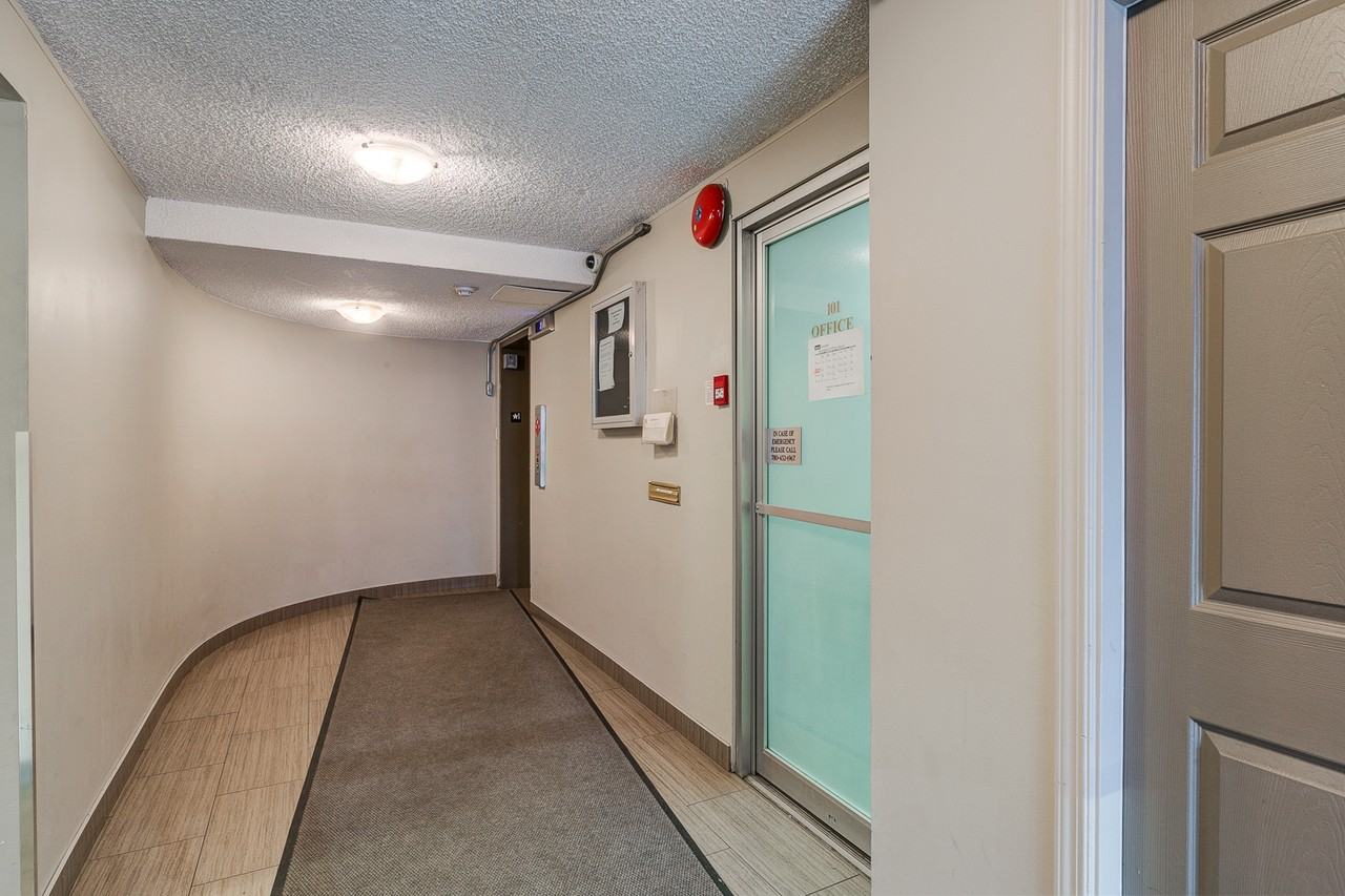 The Southgate Apartments - Photo 6 of 16