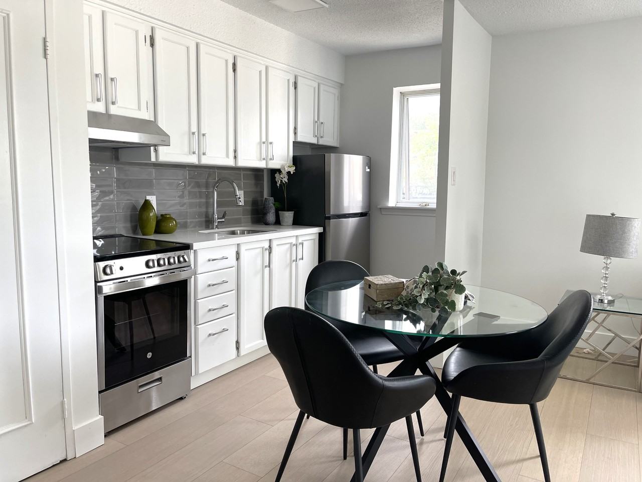 2373 Bloor Street West - Photo 2 of 26