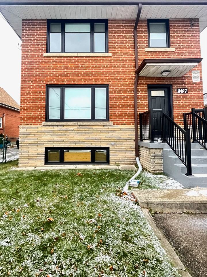 167 Thirtieth Street - Photo 2 of 9