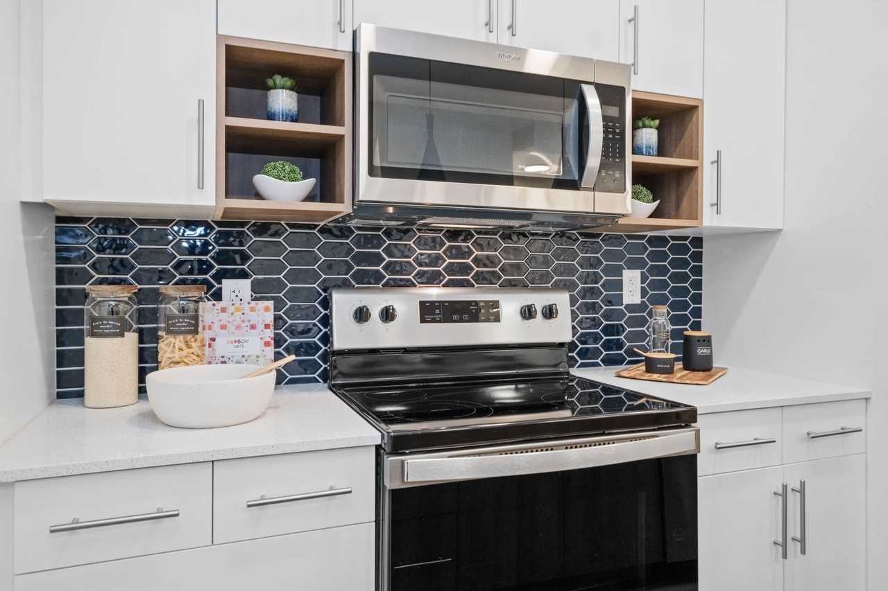 Alto - Photo 7 of 50