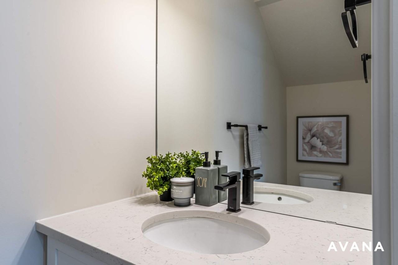 Maple Crest Townhouses - Photo 7 of 50