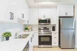 featured image of 6951 25 Ave Sw