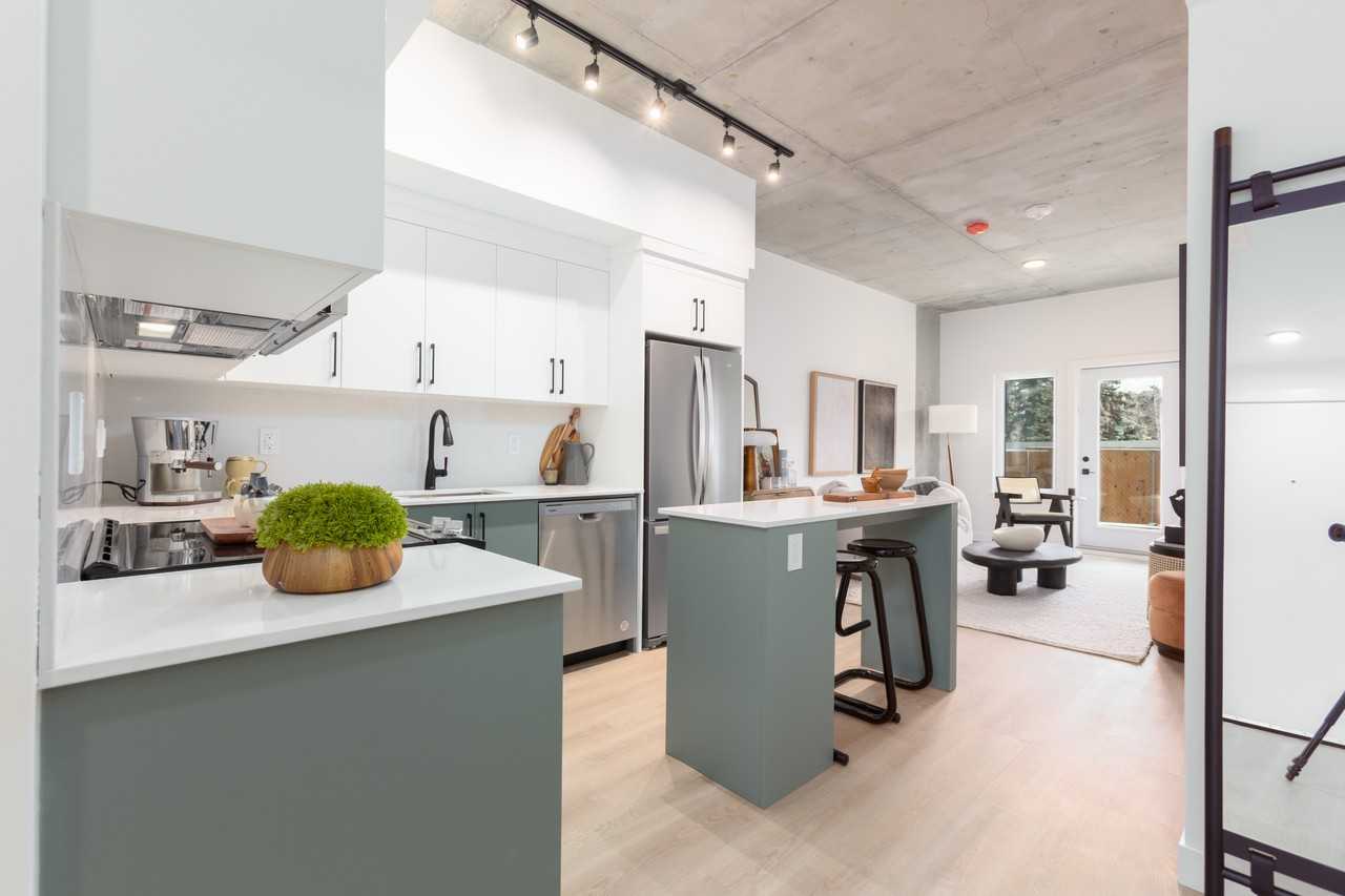 Hive at Sunnyside - Photo 5 of 50