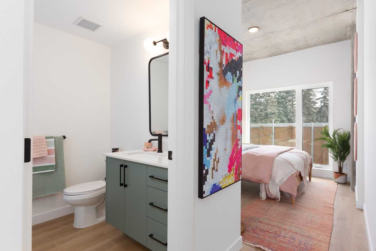 Hive at Sunnyside - Photo 7 of 50