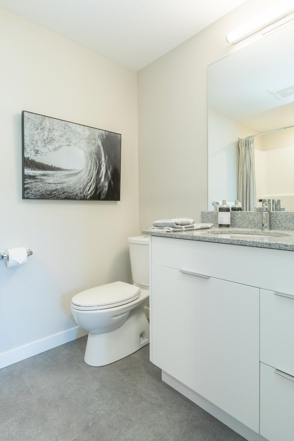 Arbutus Apartments - Photo 5 of 30