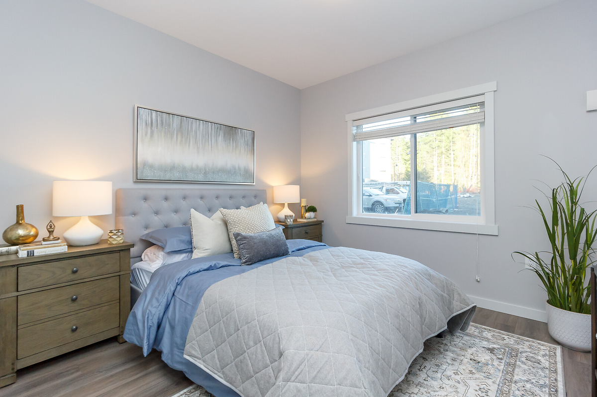 Bluestone - Photo 7 of 13