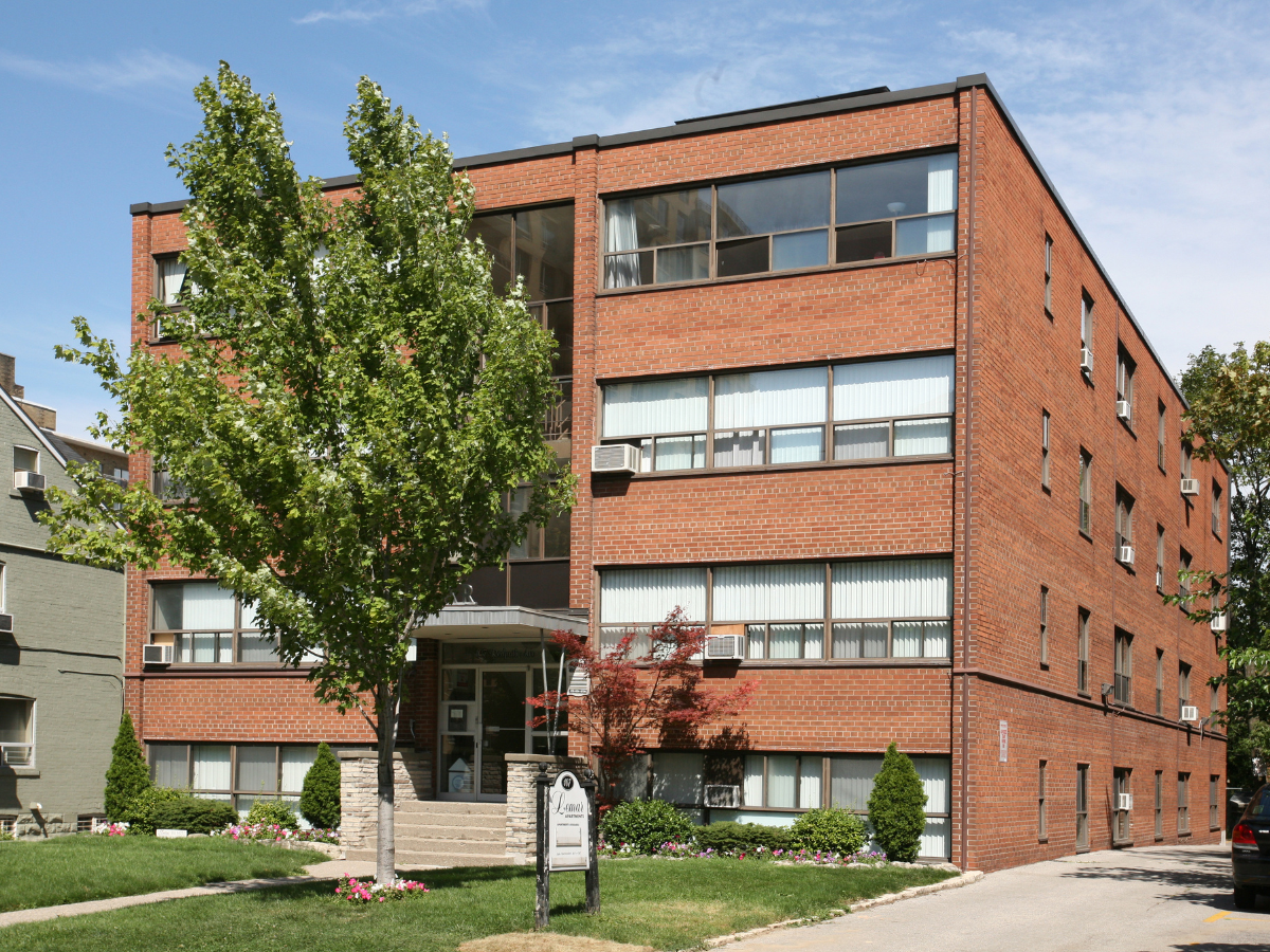 107 Redpath Avenue - Photo 2 of 12