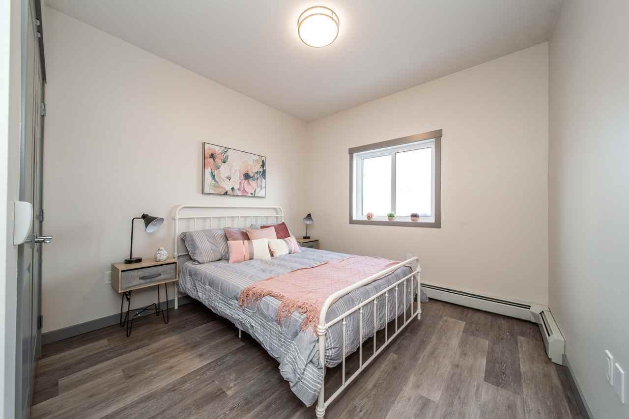 Tamarack Heights Apartments - Photo 5 of 50