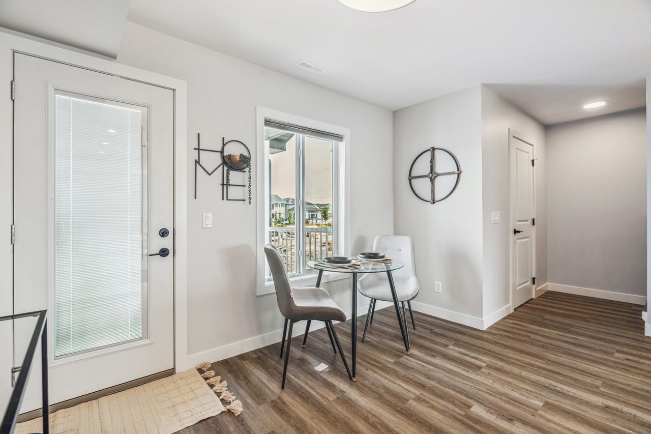 Prairie Point Townhomes - Photo 7 of 24