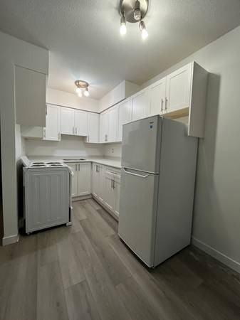 Parkside Apartments - Photo 6 of 35