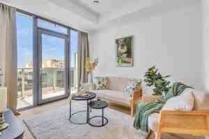 featured image of 1442 Highland Rd W